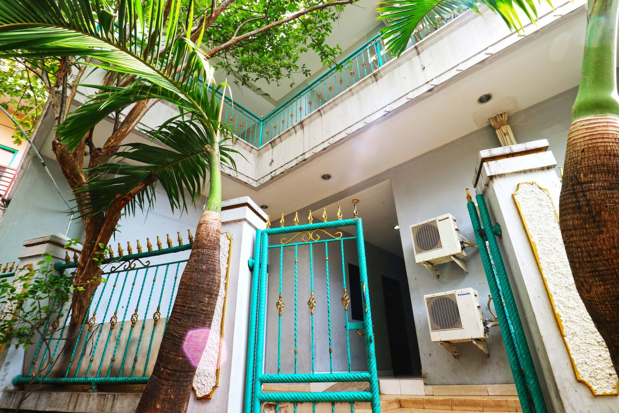 Sabrina Guest House Jakarta Exteriör bild