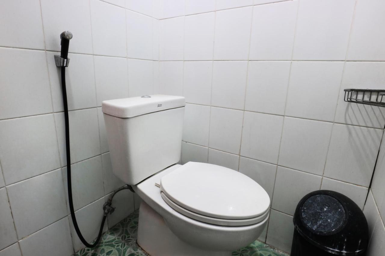 Sabrina Guest House Jakarta Exteriör bild